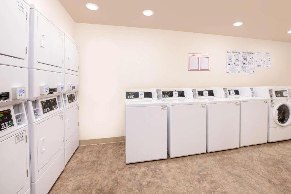 Likehome Extended Stay Hotel Columbus Bagian luar foto